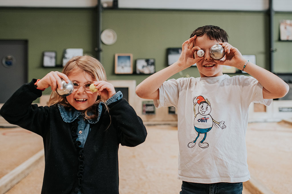 Carré Pétanque Obut - lieu de jeu de pétanque pour enfant